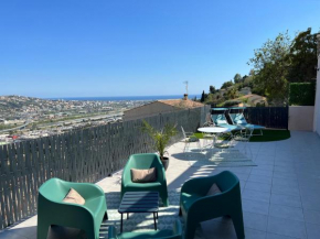 Bas de Villa 2P, Grande Terrasse, Vue mer, Plage à 15mn